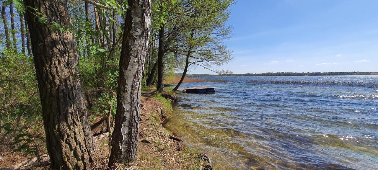 Domek Mazurski Caloroczny Nad Jeziorem Z Jacuzzi Spa Pasym Kültér fotó