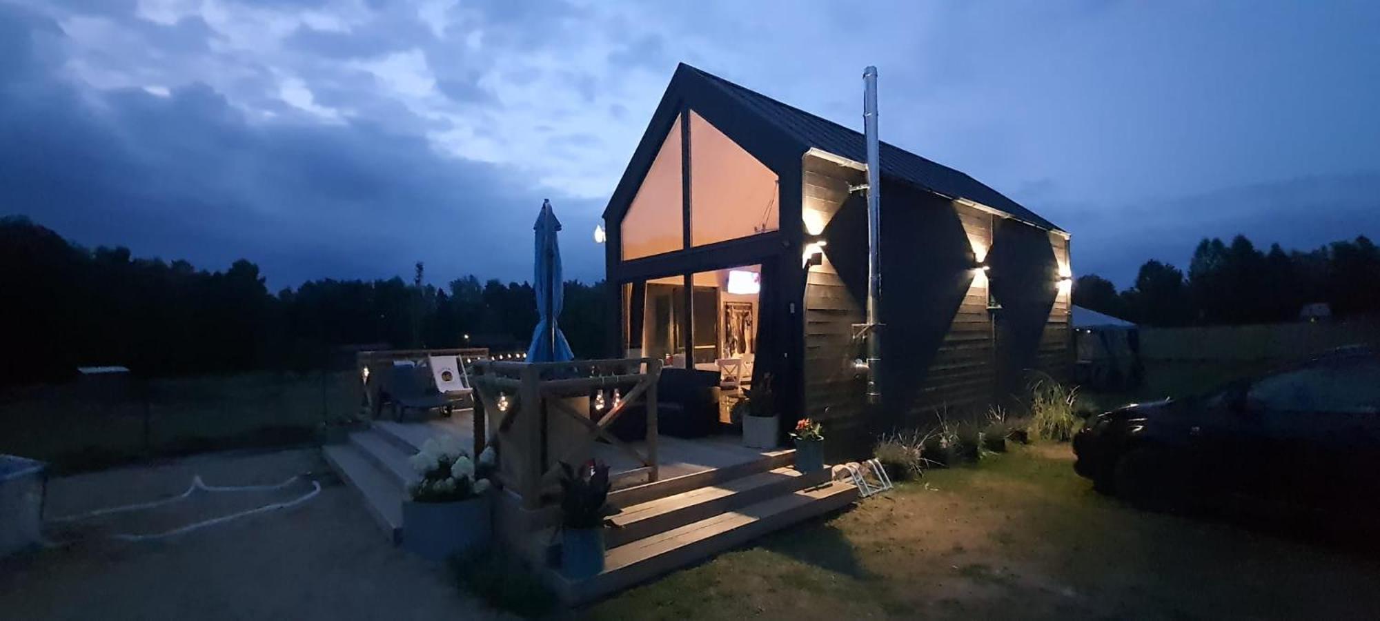 Domek Mazurski Caloroczny Nad Jeziorem Z Jacuzzi Spa Pasym Kültér fotó