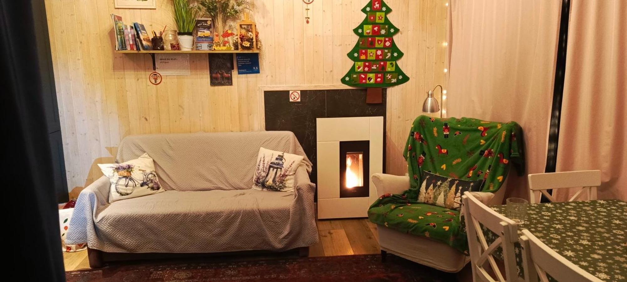 Domek Mazurski Caloroczny Nad Jeziorem Z Jacuzzi Spa Pasym Kültér fotó